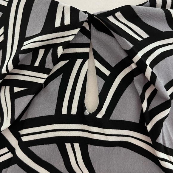 Liz Claiborne long‎ sleeved blouse - Picture 3 of 4